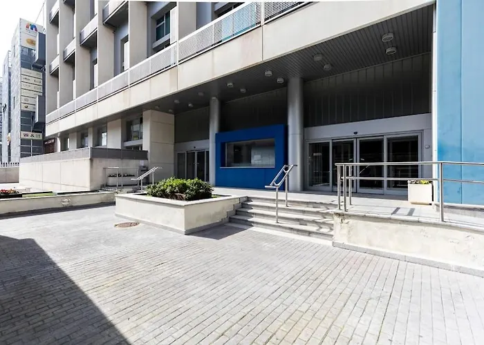 Oshun Sanchinarro II Lofts & Midstay