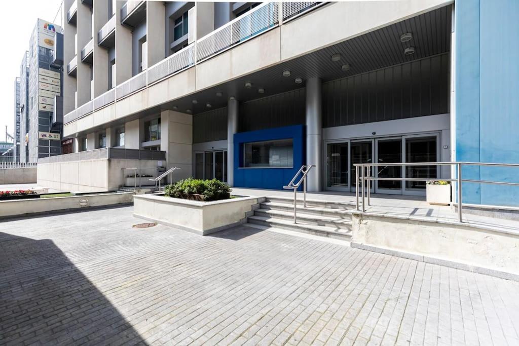 Oshun Sanchinarro II Lofts & Midstay Apartamento Madri